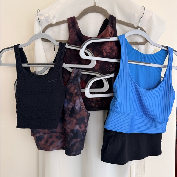 Bundle of 5 Excellent Condition Sports Bras, Athleta Nike Size Small - Picture 1 of 13